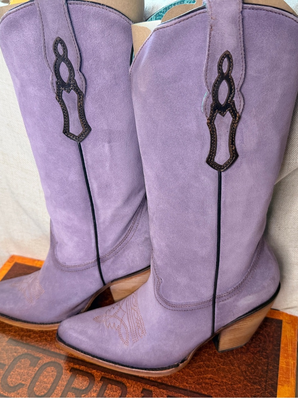 Corral Lavender Suede Western Boots - Women's Fashion Cowboy Boots